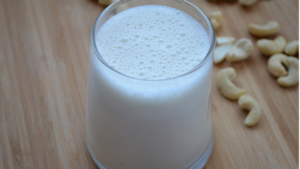 cashew milk, DIY Vanilla Cashew Milk